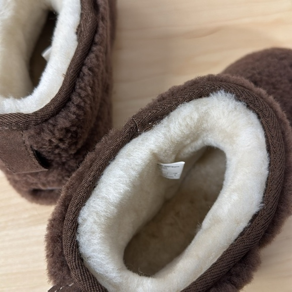 Emu Brown Sheepskin Lined Winter Booties - Picture 6 of 9
